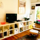 Appartement Couleur et Inspiration dans un petit appartement australien conçu par Cassie Potts