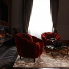 Appartement Design de Penthouse de luxe à Londres infusé avec des teintes sombres impressionnants