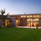 Maison Maison chaleureuse et accueillante, en Nouvelle Zélande, placé dans un paysage à couper le souffle