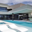 Maison Imposante maison de famille à Madrid avec une touche futuriste par A-cero