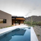 Maison Résidence colline de plain pied exhalant une Sophistication Simple à Paradise Valley, Arizona
