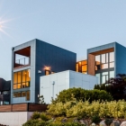 Maison Contemporaine spacieuse et lumineuse maison à Seattle est conçu pour une jeune famille