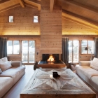 Maison Textures douces et lignes épurées : Gstaad Chalet dans les Alpes suisses