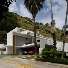 Maison Quatre niveaux frappant moderne maison de montagne dans le Jalisco, Mexique