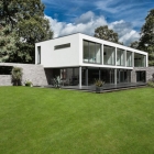 Maison Visuellement superbe maison contemporaine blanche à Southampton