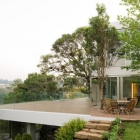 Maison Maison de trois étages moderne au Guatemala, se félicitant de Nature à l'intérieur