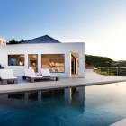 Maison Résidence moderne de colline avec vue sur l'océan : Villa Avenstar