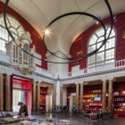 Maison Revitalisation des espaces culturels grâce à une conception : Musée Stedelijk Schiedam Transformation