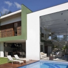 Maison Exemple puissant de la géométrie architecturale : Acapulco maison au Brésil