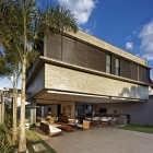 Maison Résidence contemporaine au Brésil d'un Impact puissant Design