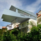 Maison Barre d'espace ouvert en Autriche par Thierrichter Architektur Steinbacher en lévitation