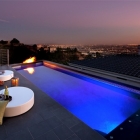 Maison Exquise Villa moderne avec des détails accrocheurs dans les collines de Hollywood