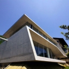 Maison Verre & béton résidence au Japon affiche une Architecture attrayante