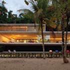 Maison Résidence isolée au Brésil situé au milieu de palmiers pulpeuse