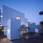 Maison Architecture inventive protégeant l'habitant ’ s Privacy : maison I par Yoshichika Takagi