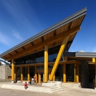 Maison Invitant la bibliothèque Design au Canada par Hughes Condon Marler Architects
