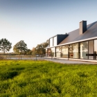 Maison Belle maison minimaliste avec des détails d'Architecture fascinante