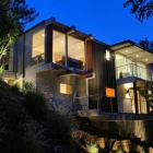 Maison Métamorphose architecturale impressionnante dans les collines de Hollywood
