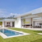 Maison Superbe maison de Beverly Hills conçu par DJ Avicii ’ s maison architectes