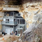 Maison Maison dans une grotte : fou ou génie ?