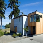 Maison Maison de lignes propre moderne Design : Bainbridge Island maison