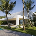 Maison Maison exotique au Brésil par Isay Weinfeld