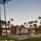 Maison Résidence contemporaine avec revêtement de bois Cumarú au Portugal