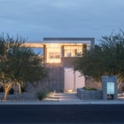 Maison Géométrie solide formant l'extérieur de la résidence nid oiseaux en Arizona
