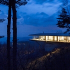 Maison Crête montagneuse hébergement spectaculaire Architecture moderne : Maison de dans Yatsugatake