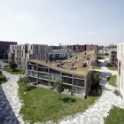 Maison Bloc de logement créatif dans l'une d'Amsterdam ’ s nouveaux quartiers résidentiels