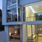 Maison Maison contemporaine au Sri Lanka, rendant hommage au minimalisme