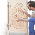 Meuble Ludique et provocateur en bois Safe Box inspiré par des vitesses d'horloge : mr.knox