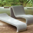 Meuble Une Collection de sièges accrocheur de formes intrigantes : “ Sakura ”