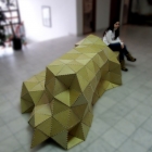 Meuble Sculpturale sièges unité inspirée par l'Art de l'Origami : “ Forum ”