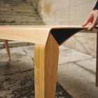 Meuble Design élégant, Simple et fonctionnel : “ Triomphe ” Table de contreplaqué