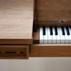 Meuble Sur le plan fonctionnel conçu Table Piano par Georg Bohle