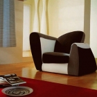 Meuble Symbole, un fauteuil au Design coloré