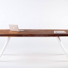 Meuble Table antique Kauri auraient été fabriqué en bois de 50 000 ans